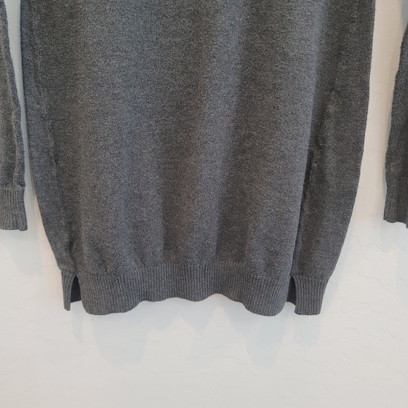 💕 Liz Lange for Target Gray Maternity Sweater Sze XS - Picture 6 of 16